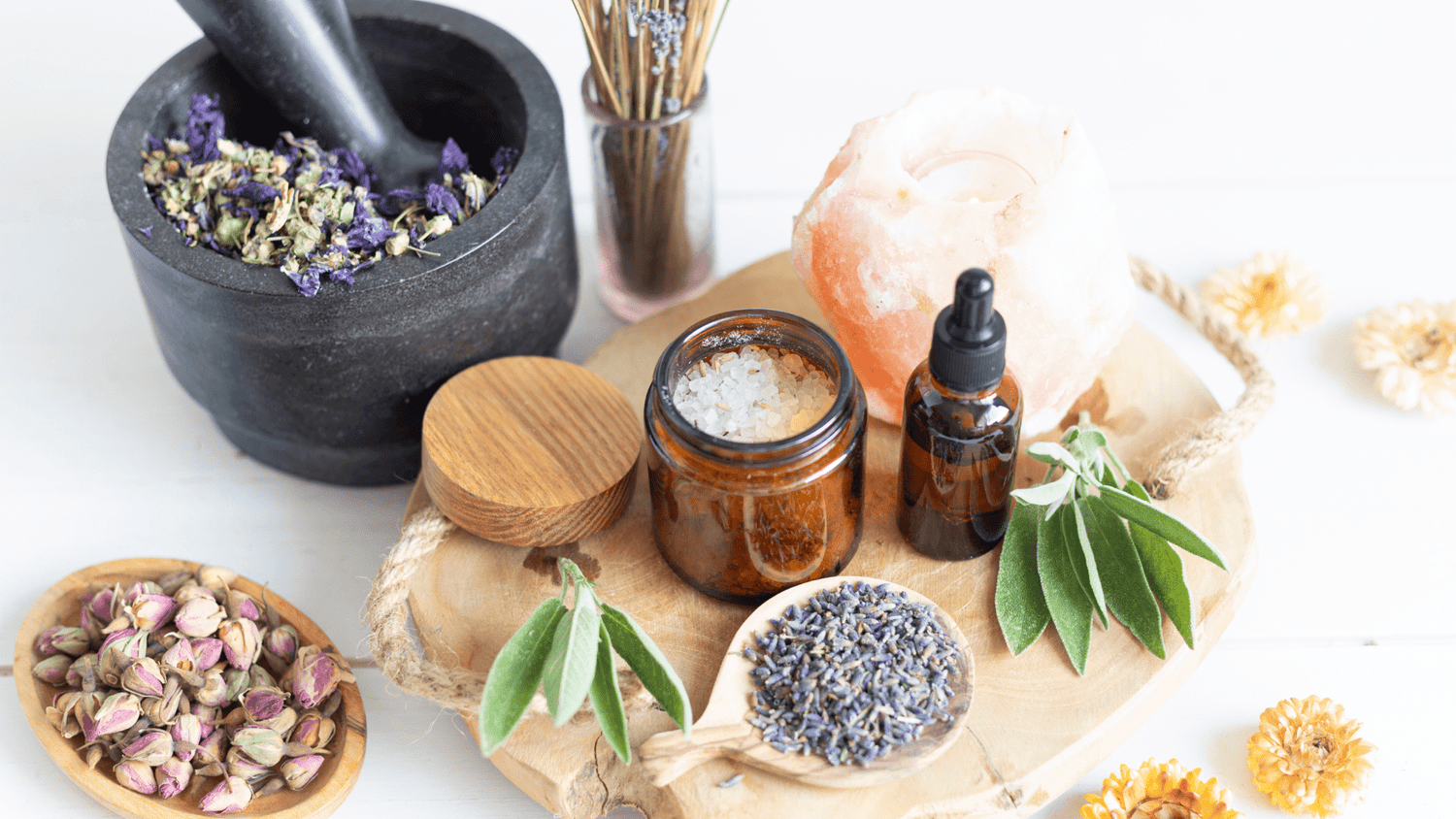 Mineral Study: Bath Salts and Teas - The Grounded Edit